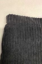 Black Corduroy Trousers- ref 9 - Resale item - Approx 10-12 - Image 2