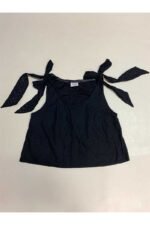 Black Tee- ref 28 - Resale item - Approx 14-16 - Image 4