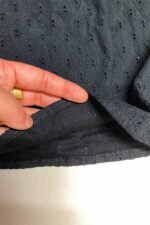 Black Tee- ref 28 - Resale item - Approx 14-16 - Image 7