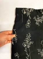 Black floral viscose A-line skirt- ref 171 - Resale item - Approx UK 14-16 - Image 3