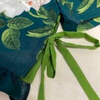 Ties down the side of the top _ bodice 2